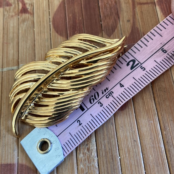 Vintage 70s Gorgeous Napier F90 Signed Leaf Broach - Picture 4 of 5